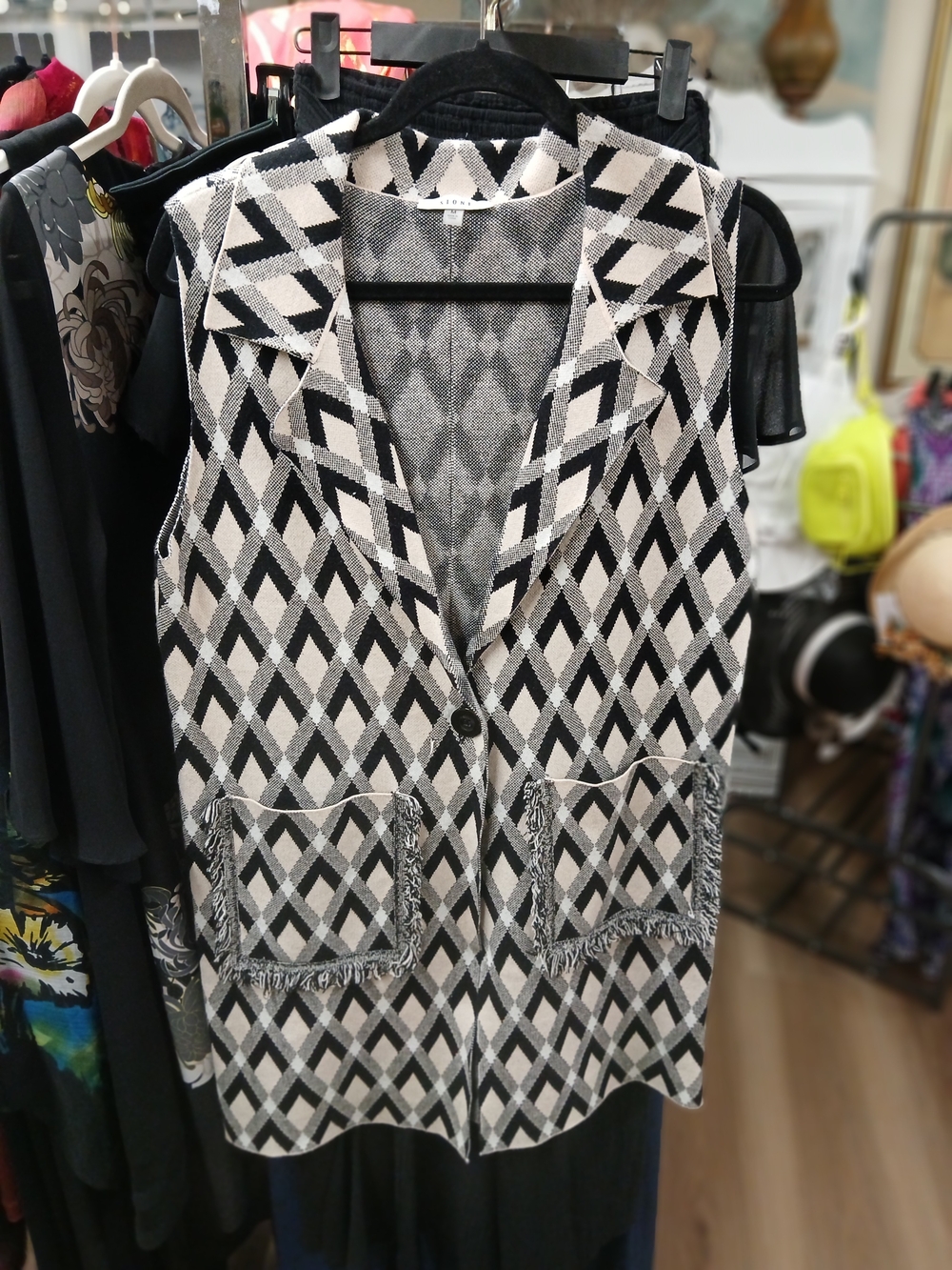 Sioni Black & Cream Geometric Knit Vest